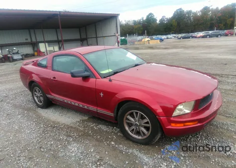 2005 Ford Mustang V6 Deluxe/V6 Premium из США, поврежденный, VIN 1ZVFT80N255206164